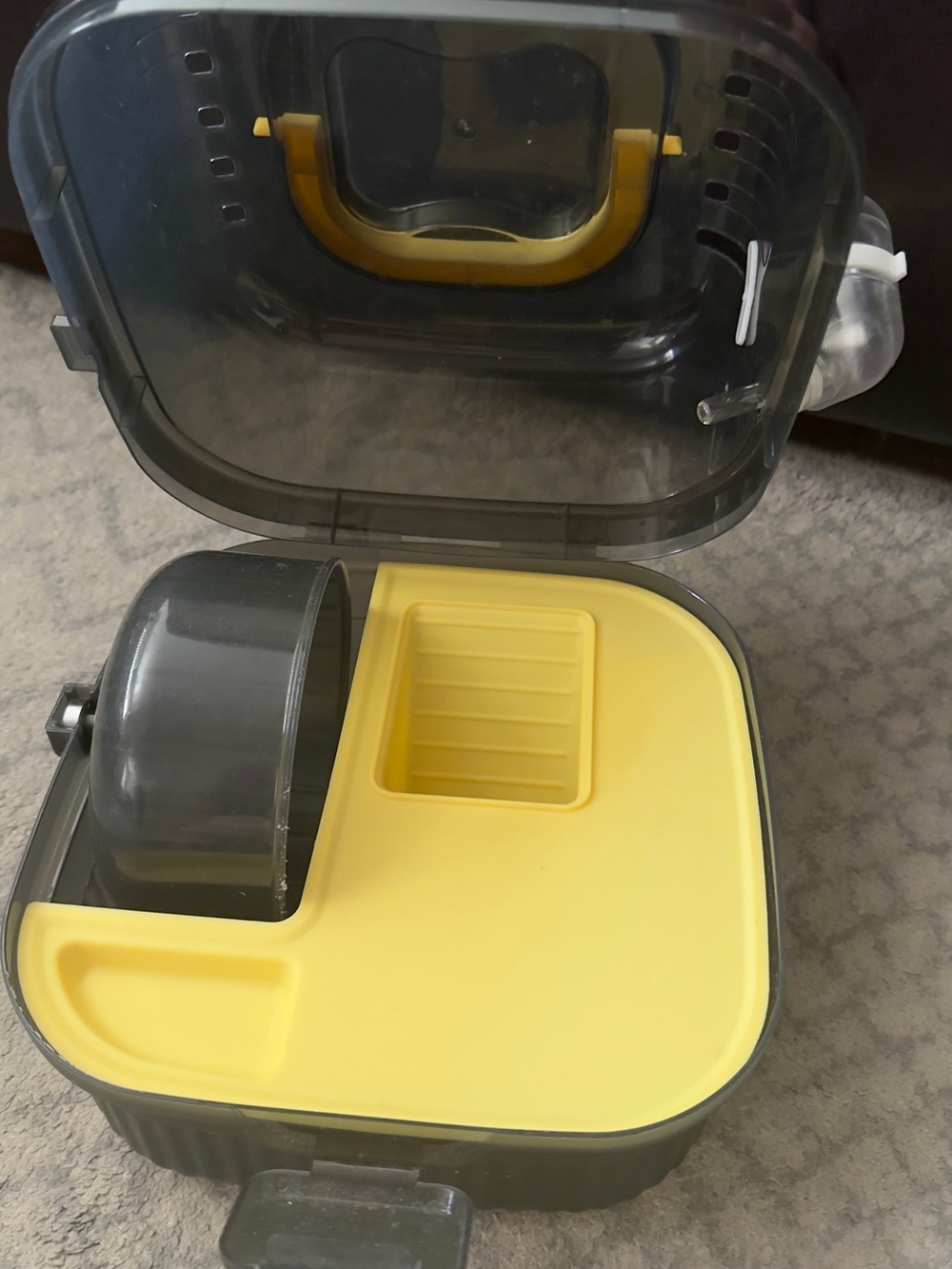 Hamster/ small pets outdoor cage & other supplies - Picture 6 of 10